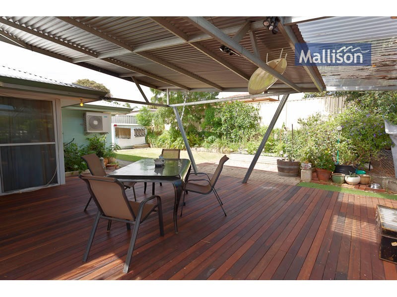 9 Emile Street, North Lake WA 6163