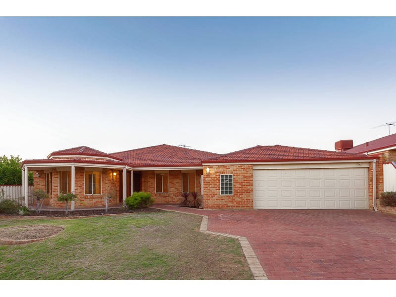 24 Wauhop Circle, Beeliar WA 6164
