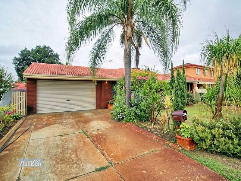 29 Bardwell Street, Thornlie WA 6108