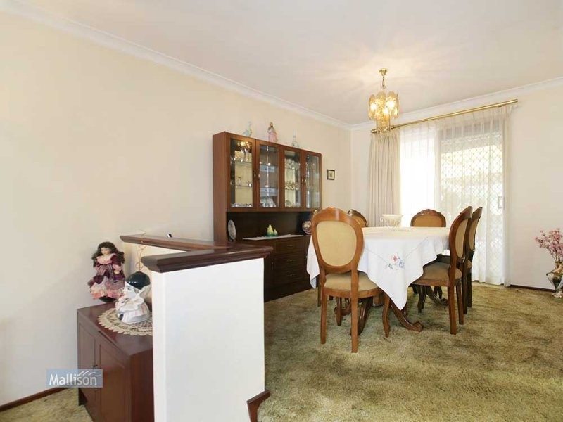 29 Bardwell Street, Thornlie WA 6108