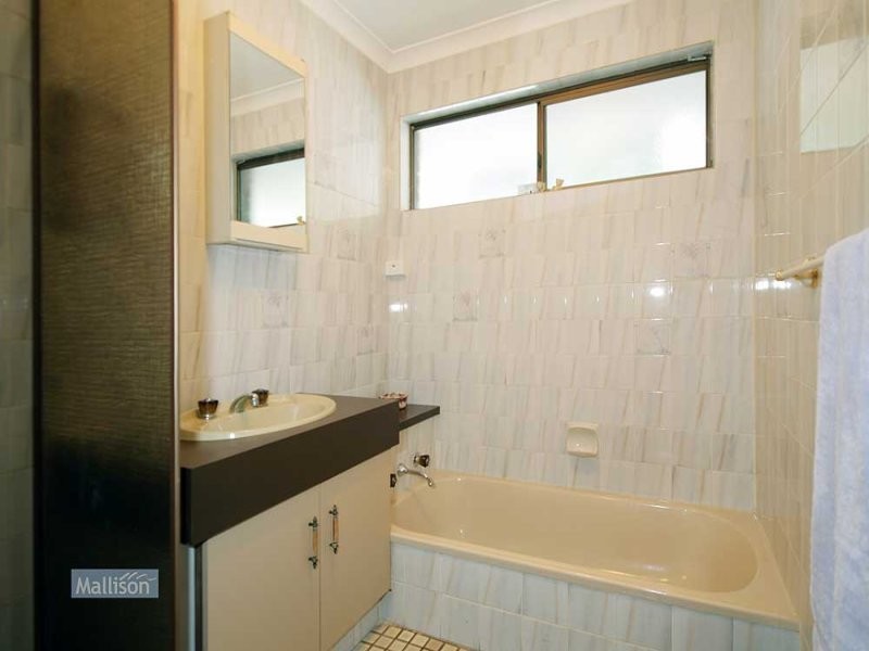 29 Bardwell Street, Thornlie WA 6108