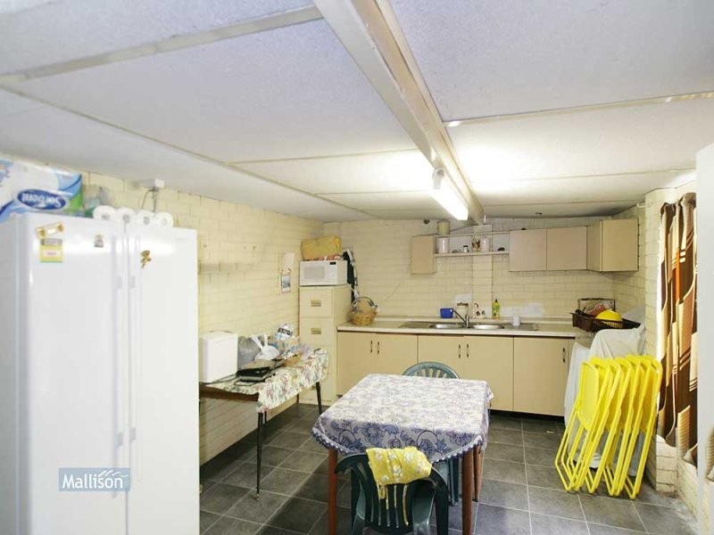 29 Bardwell Street, Thornlie WA 6108