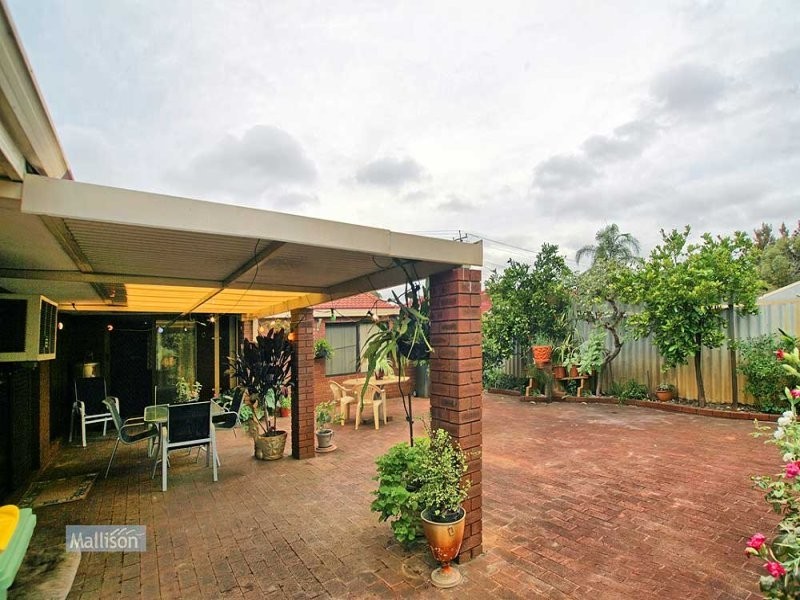 29 Bardwell Street, Thornlie WA 6108