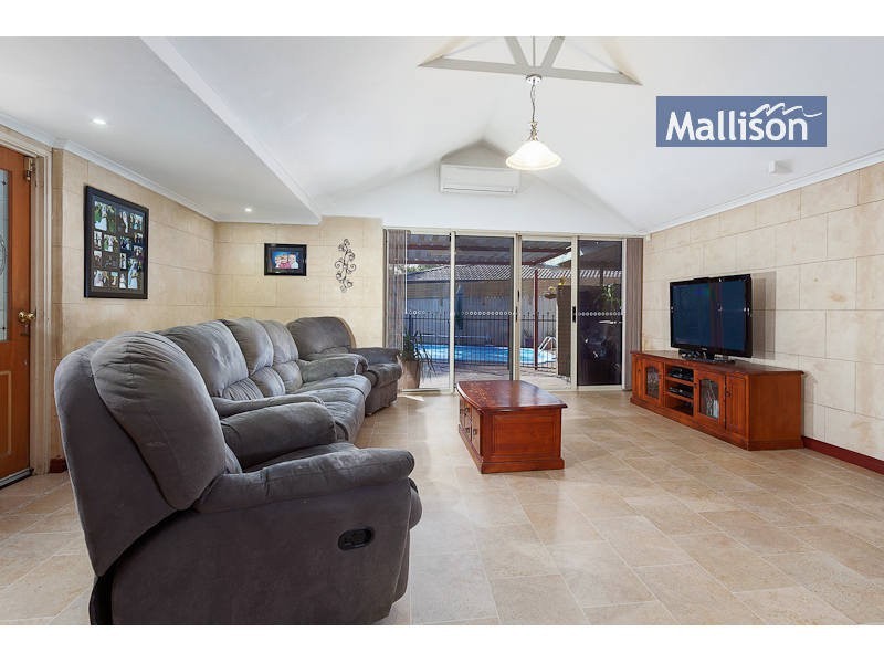 2 Hosken Road, Gosnells WA 6110