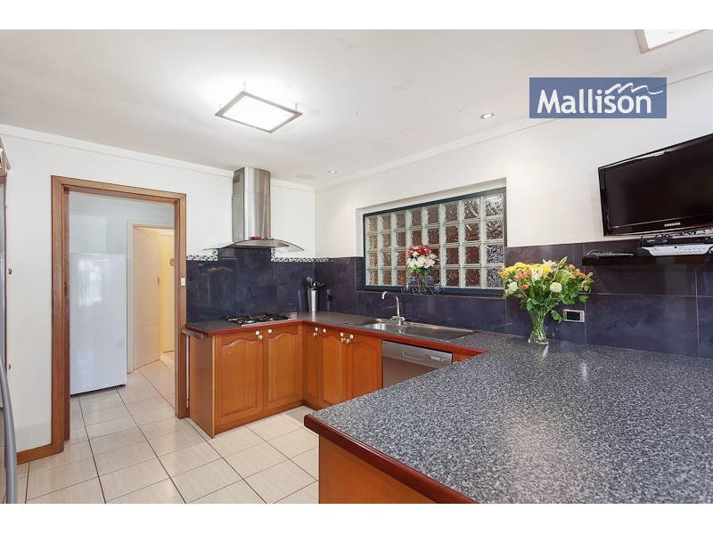 2 Hosken Road, Gosnells WA 6110