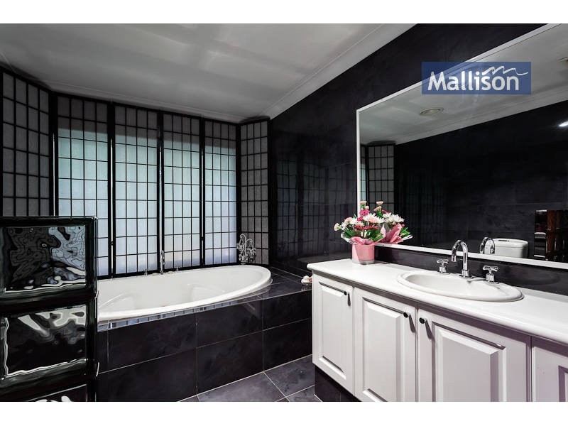 2 Hosken Road, Gosnells WA 6110