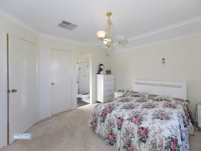 6 Escalona Turn, Seville Grove WA 6112