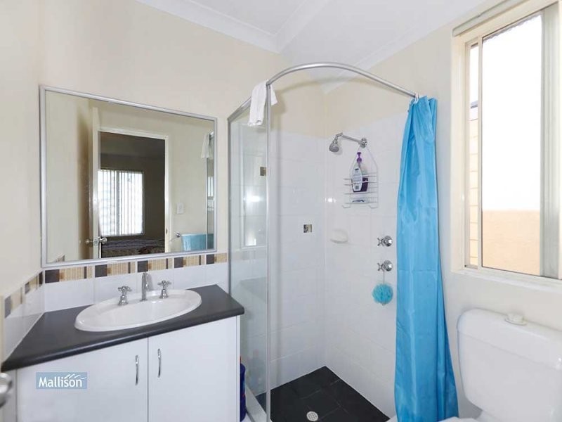 6 Escalona Turn, Seville Grove WA 6112