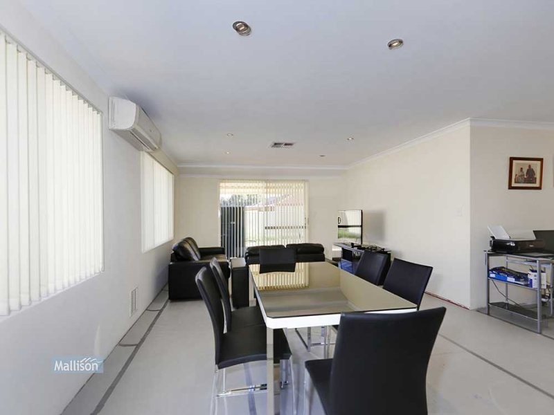 6 Escalona Turn, Seville Grove WA 6112