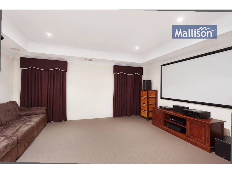 18 Ambleside Way, Canning Vale WA 6155