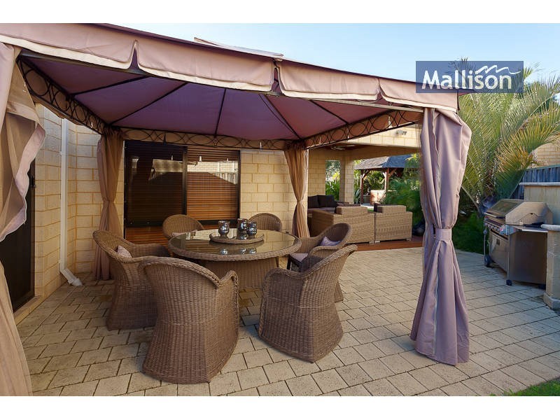 18 Ambleside Way, Canning Vale WA 6155