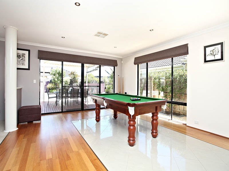20 Ambleside Way, Canning Vale WA 6155