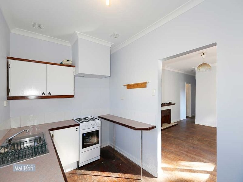 3003 Albany Highway, Kelmscott WA 6111