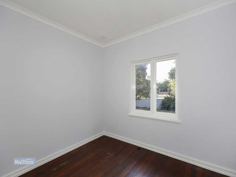 3003 Albany Highway, Kelmscott WA 6111