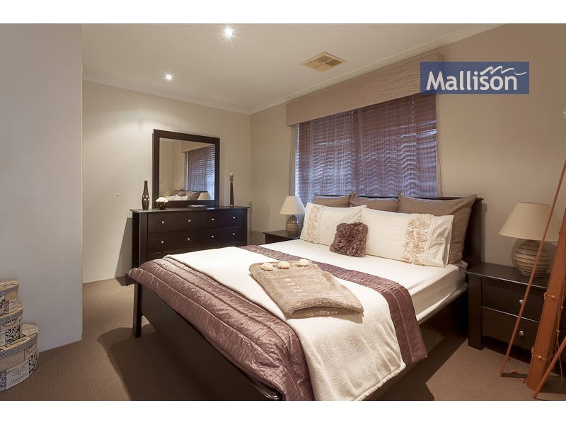 13 Casey Close, Canning Vale WA 6155