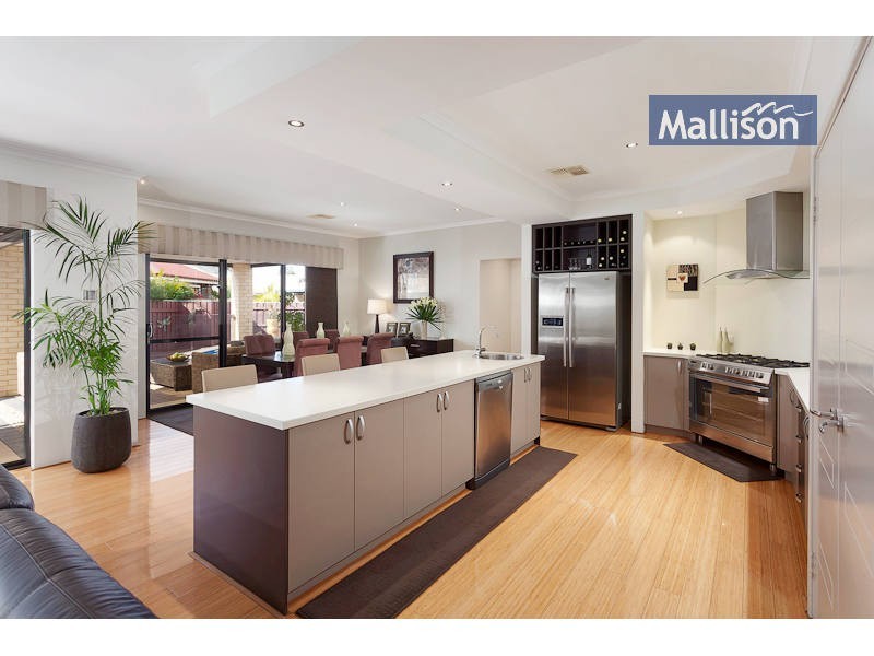 13 Casey Close, Canning Vale WA 6155