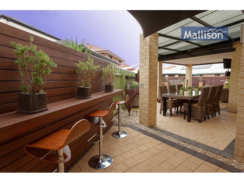 13 Casey Close, Canning Vale WA 6155