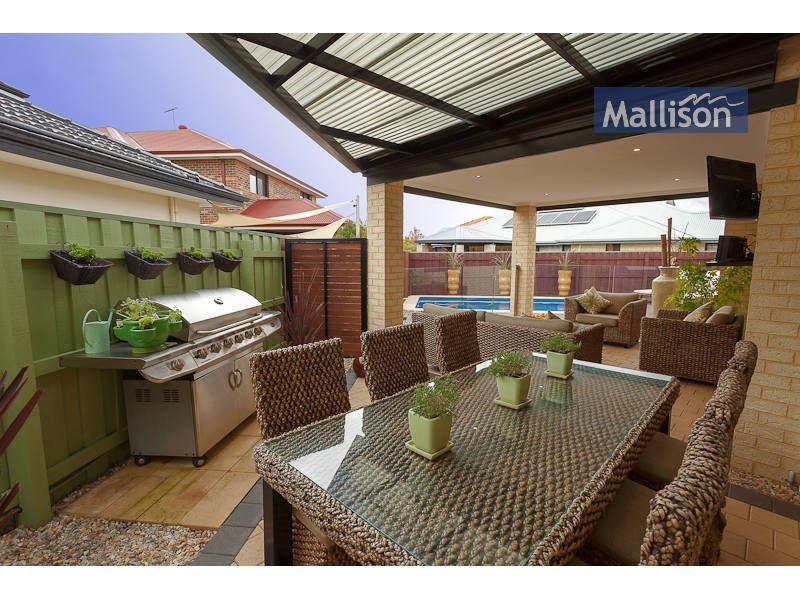 13 Casey Close, Canning Vale WA 6155