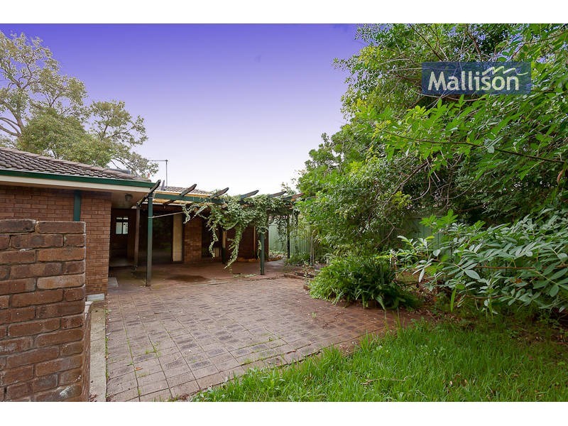 66 Grenadier Drive, Thornlie WA 6108