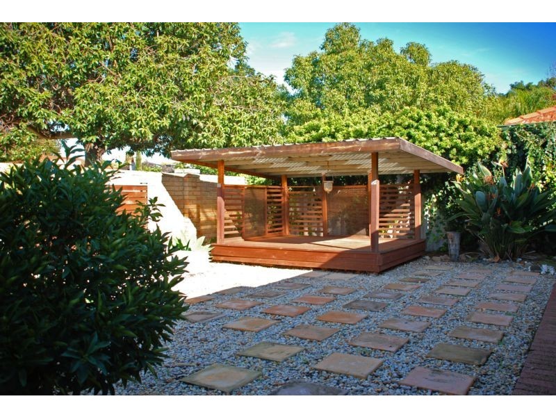 11 Torridon Street, Ardross WA 6153