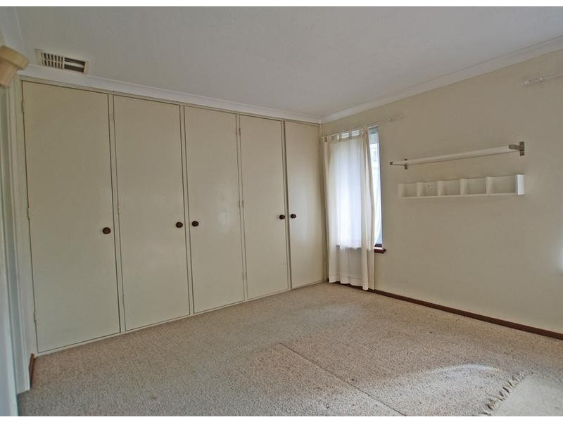 8 Damepattie Drive, Willetton WA 6155