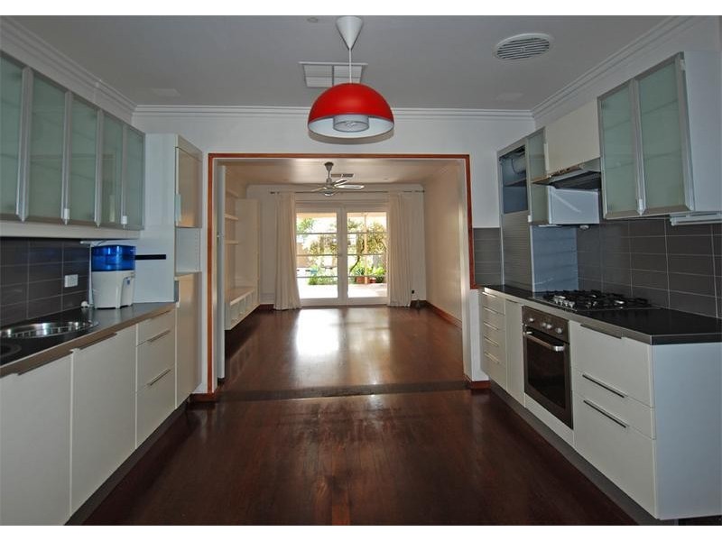 A/8 Rankin Way, Booragoon WA 6154