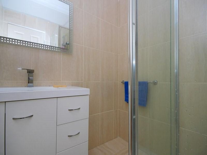 17 Hartfield Street, Queens Park WA 6107