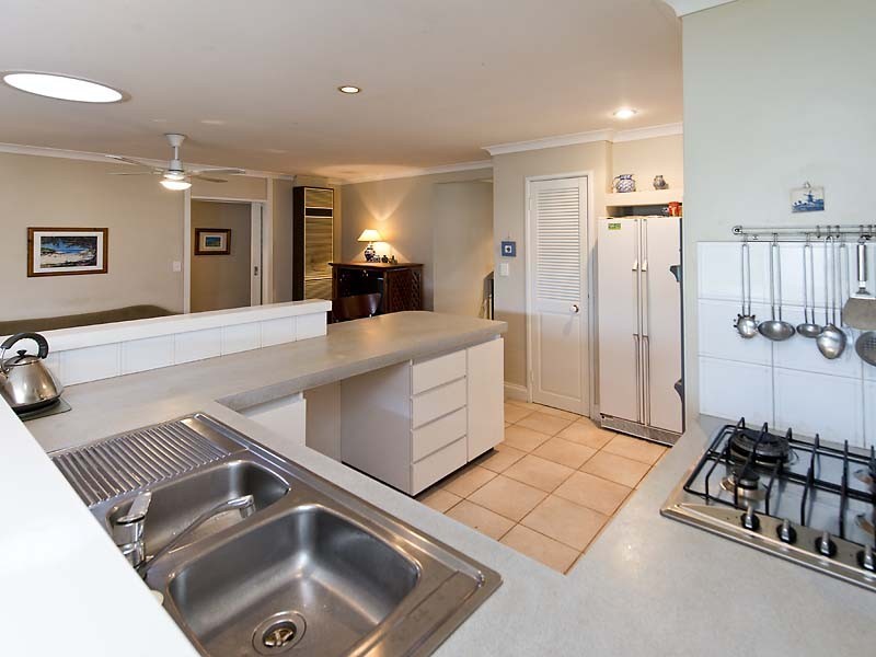 3 Delphi Place, Coogee WA 6166