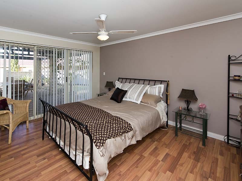 3 Delphi Place, Coogee WA 6166