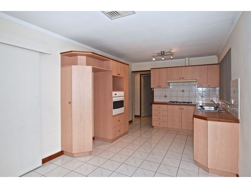 23 Loris Way, Kardinya WA 6163