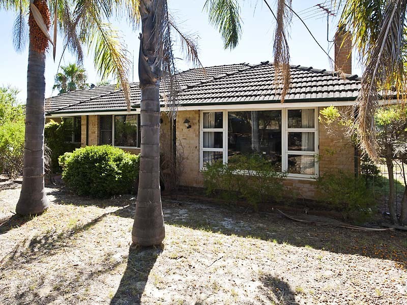 31 Armstrong Road, Kelmscott WA 6111