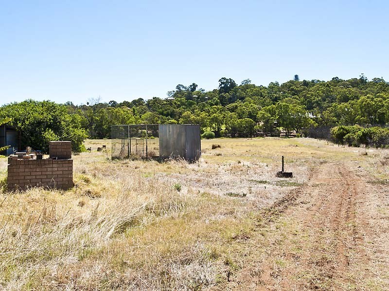 31 Armstrong Road, Kelmscott WA 6111