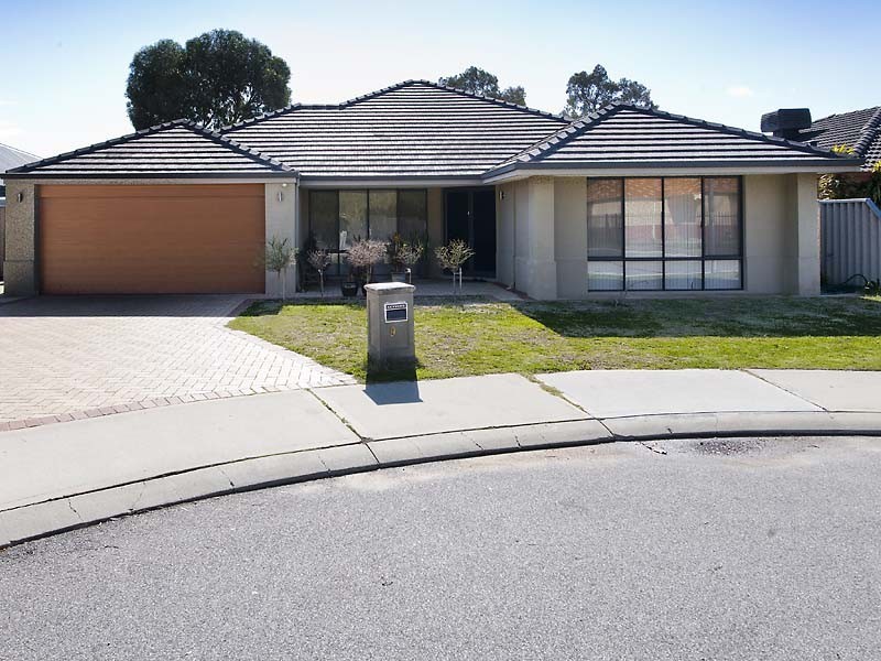 9 Montgomery Lane, Langford WA 6147