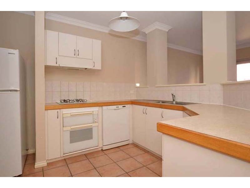 4/94 Hampton Road, Fremantle WA 6160