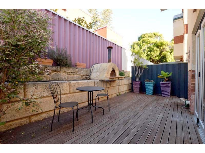 4/94 Hampton Road, Fremantle WA 6160