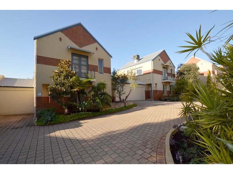 4/94 Hampton Road, Fremantle WA 6160