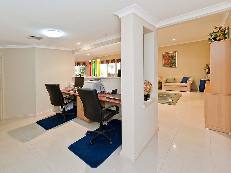 44 Pebble Bush Drive, Canning Vale WA 6155