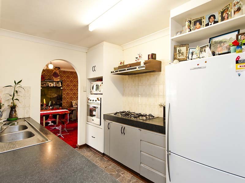 1 Mayo Court, Parkwood WA 6147