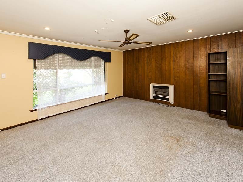 11 Penhurst Court, Thornlie WA 6108