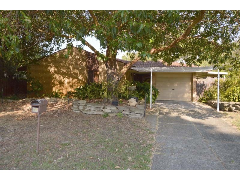 17 Krugger Place, Leeming WA 6149