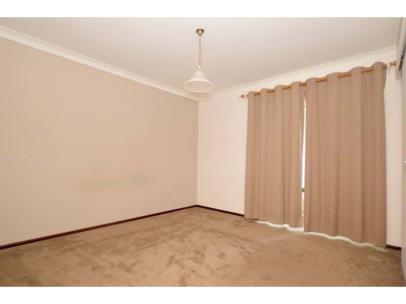 17 Krugger Place, Leeming WA 6149