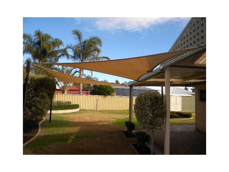 5 Curry Court, Huntingdale WA 6110