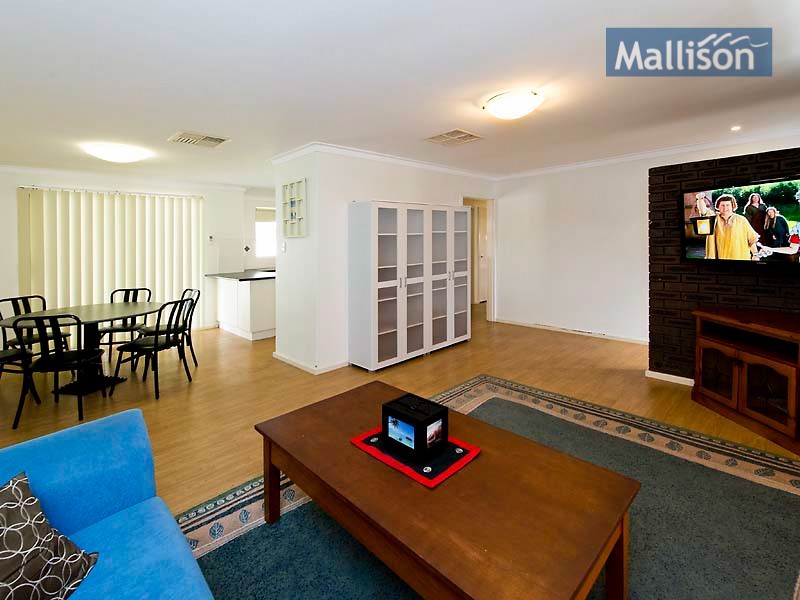 42 Wilfred Road, Thornlie WA 6108