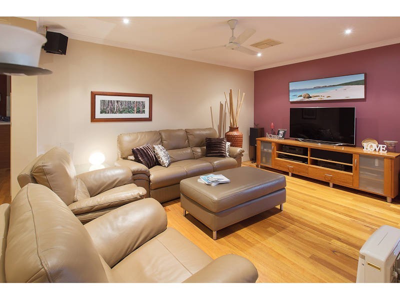 44 Aulberry Parade, Leeming WA 6149