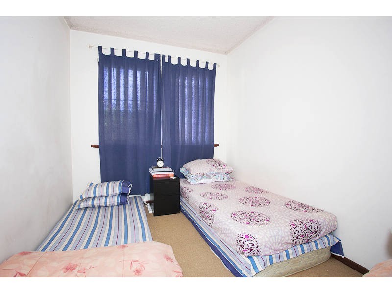 2/4 Ryrie Avenue, Como WA 6152