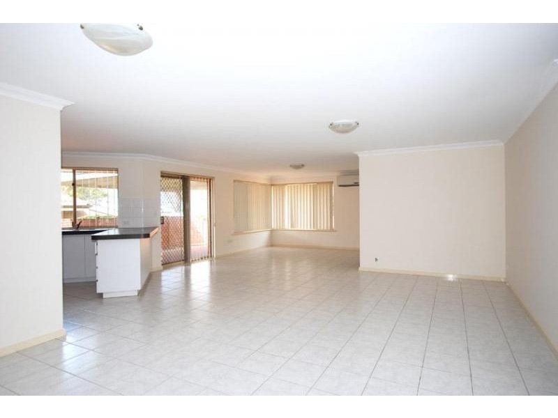 14a French Road, Melville WA 6156