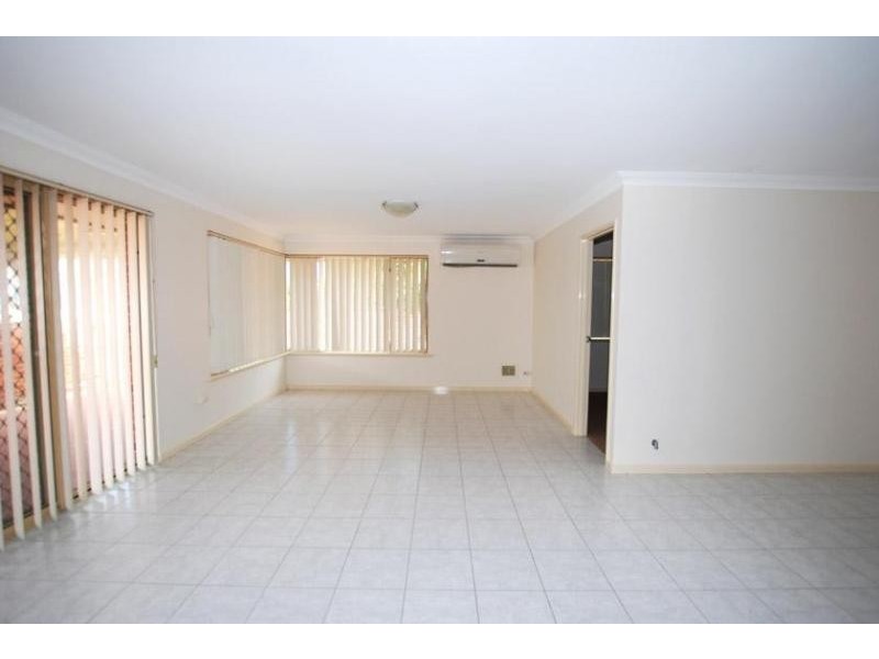 14a French Road, Melville WA 6156