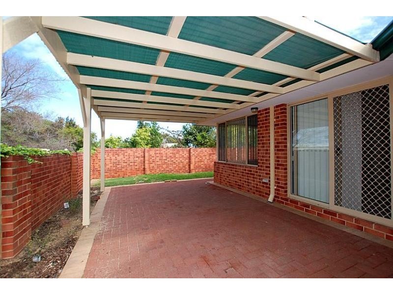 14a French Road, Melville WA 6156