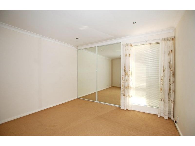 10 Hawkesbury Drive, Willetton WA 6155