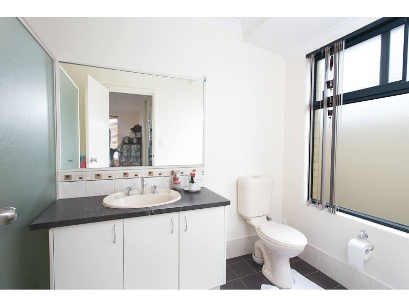 7 Campaspe Drive, Success WA 6164